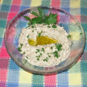 Baba ghanoush with olive oil and parsley